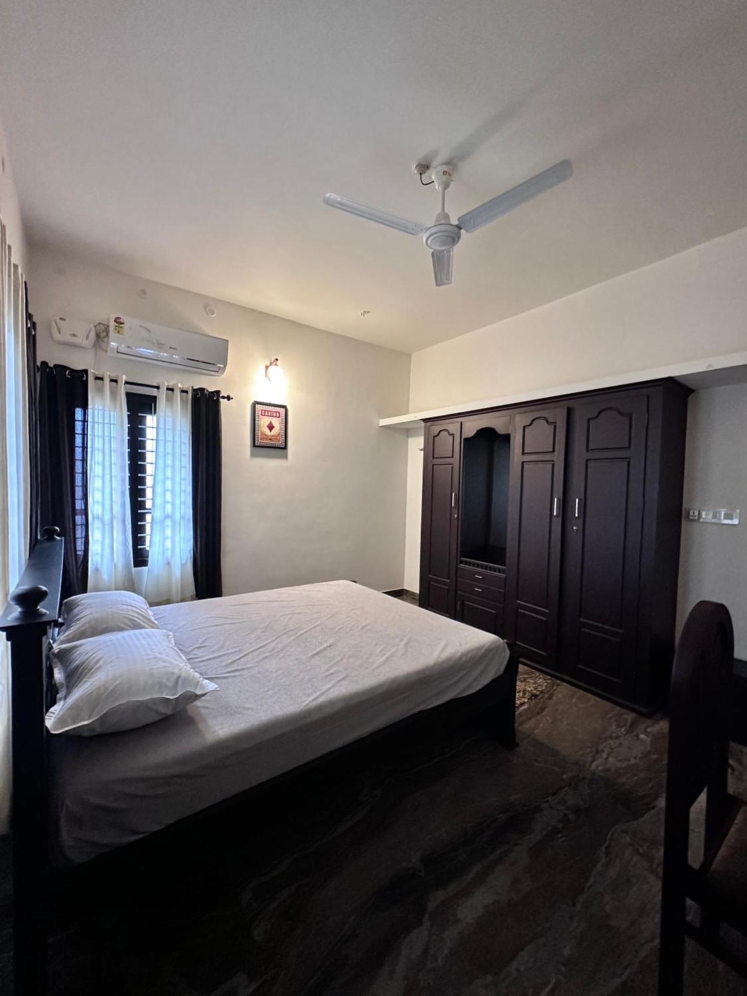 Daffodils Inn Alappuzha Екстер'єр фото